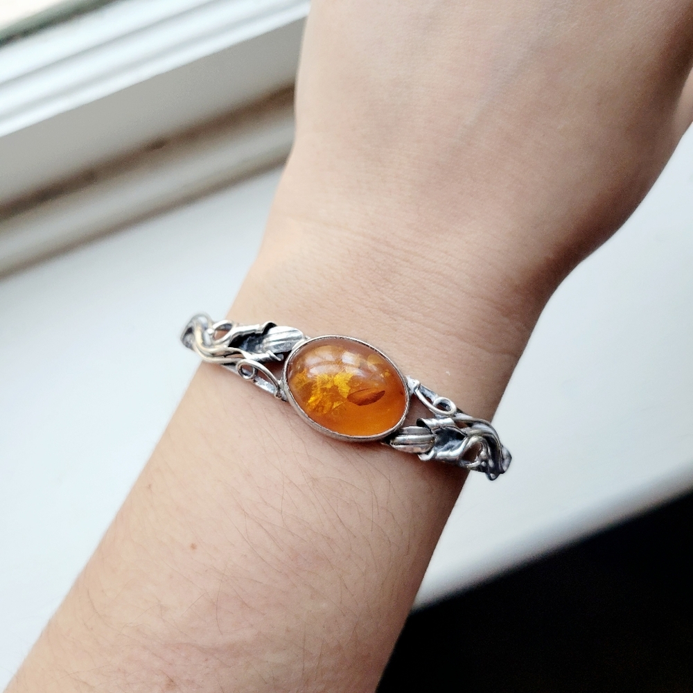 Vintage Ornate Silver Amber Bracelet